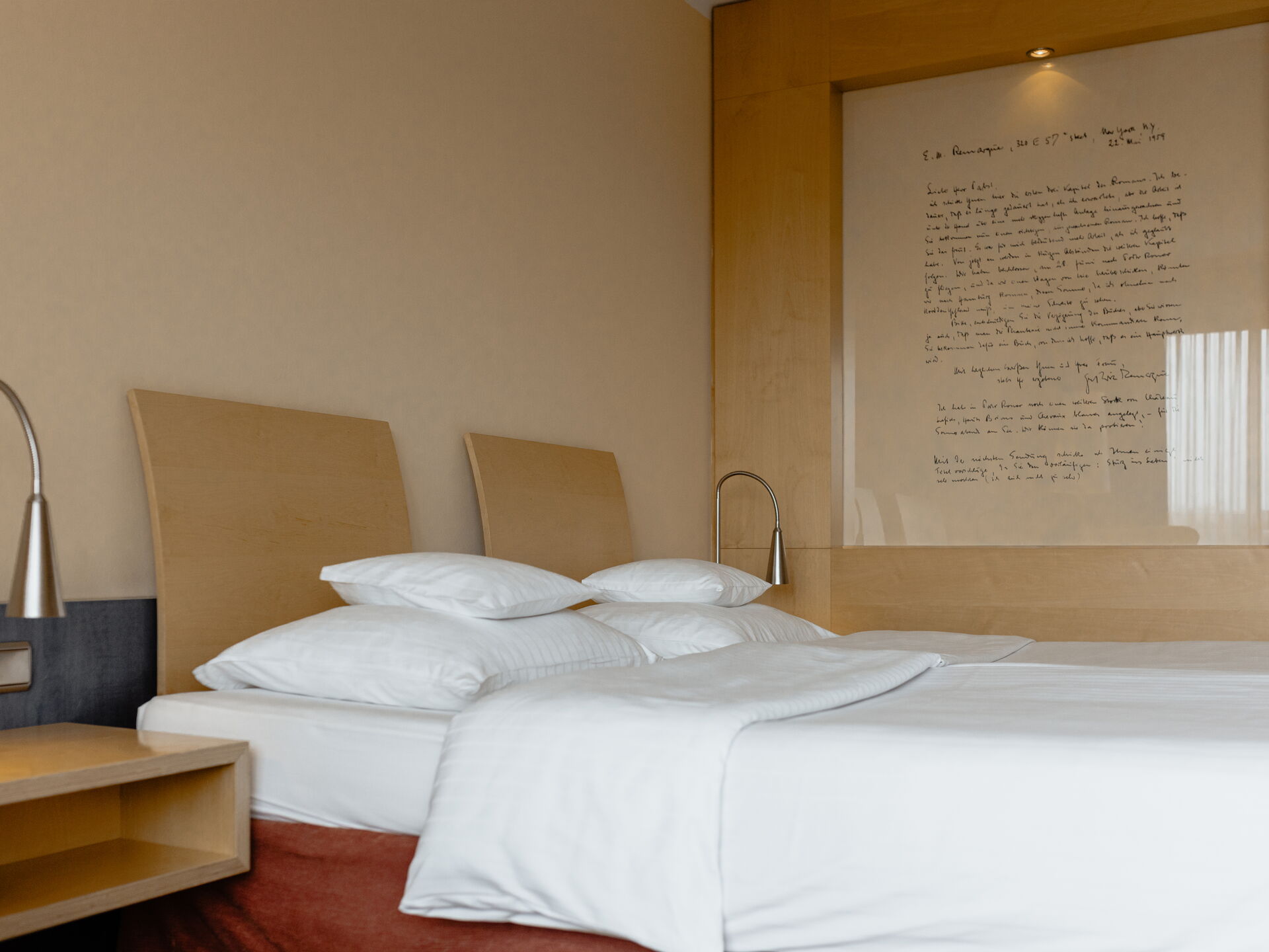 Double bed in a superior double room at the Hotel Remarque in Osnabrück